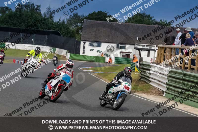 Vintage motorcycle club;eventdigitalimages;mallory park;mallory park trackday photographs;no limits trackdays;peter wileman photography;trackday digital images;trackday photos;vmcc festival 1000 bikes photographs